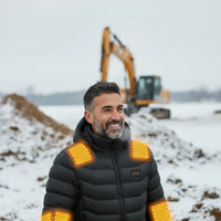 Hombre trabajando en obra en invierno con la chaqueta ONDRALA encendida